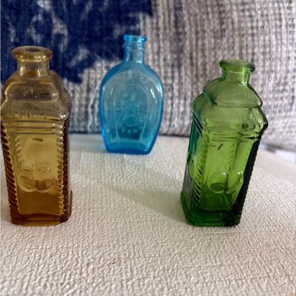 Vintage Glass Bottle Collection - Picture 3 of 4